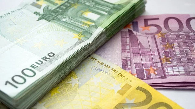 الناتج المحلي البريطاني يجمع بين التفاؤل والتحديات الاقتصادية