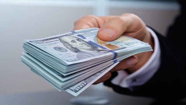 توقعات الدولار والسندات الأمريكية والصينية: انتعاش محتمل وسط مقاومة قوية