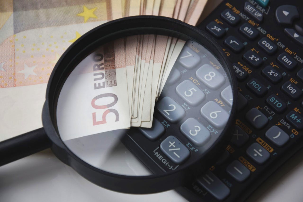 أفضل استثمار وقت التضخم: كيف تحمي أموالك بذكاء؟