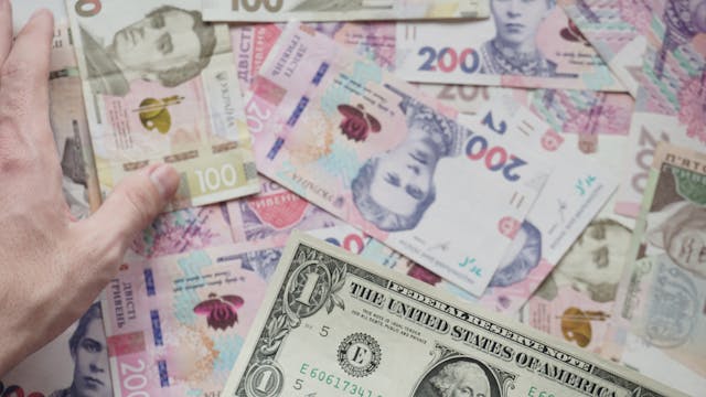 3 أسباب وراء صعود AUD/USD نحو مستوى 0.6550 في نوفمبر 2025