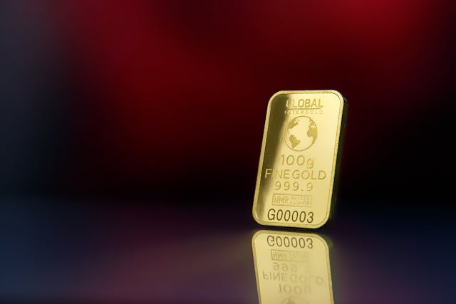 الذهب في 2025: 4 إشارات على قرب انتهاء الزخم الصاعد